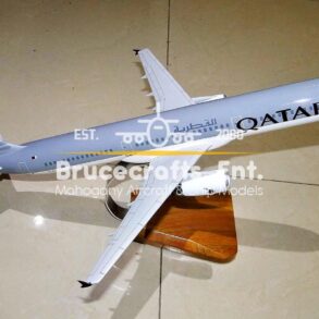 Model of A321-200 Qatar Airways with detailed craftsmanship.